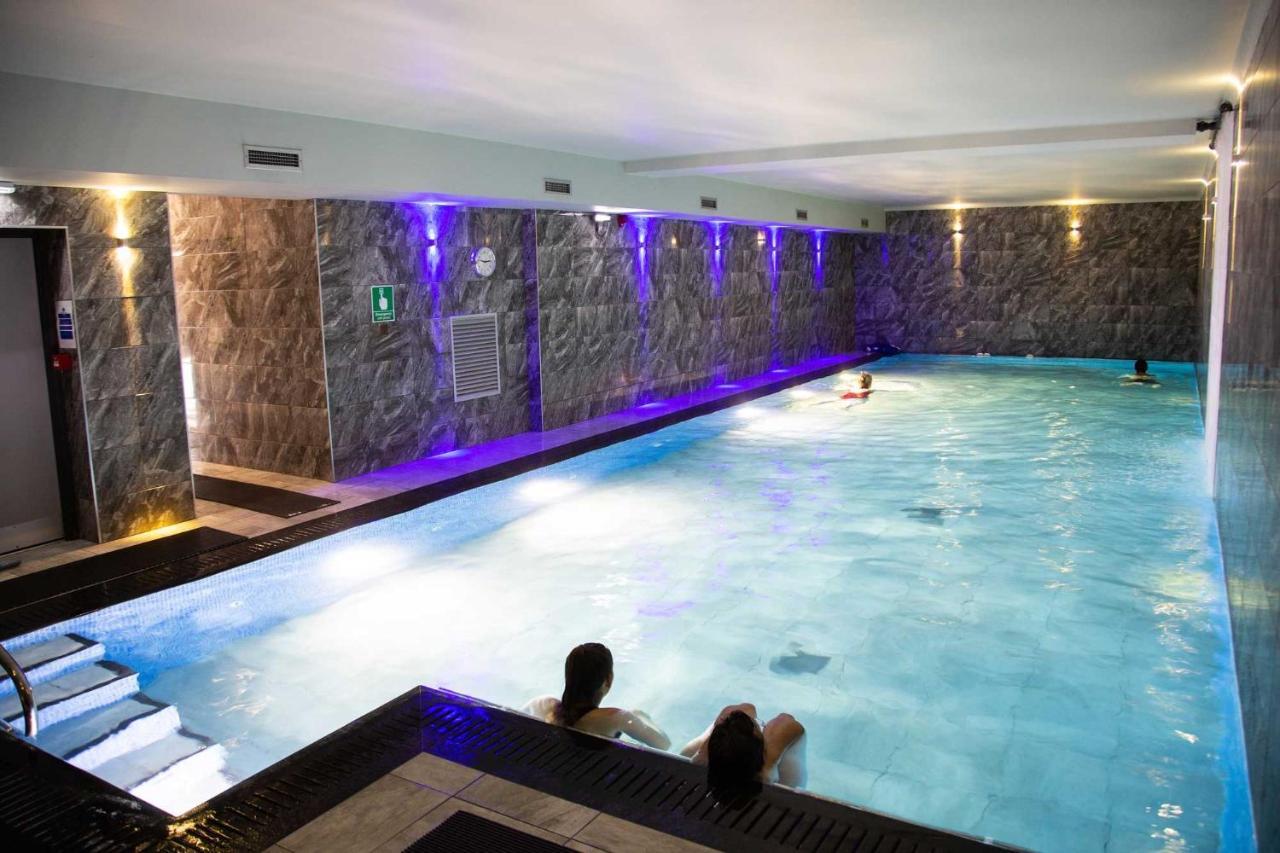 Biskey Howe Central - Free Off-Site Health Club Access With Pool, Sauna, Steam Room & Gym Bowness-on-Windermere Exteriör bild
